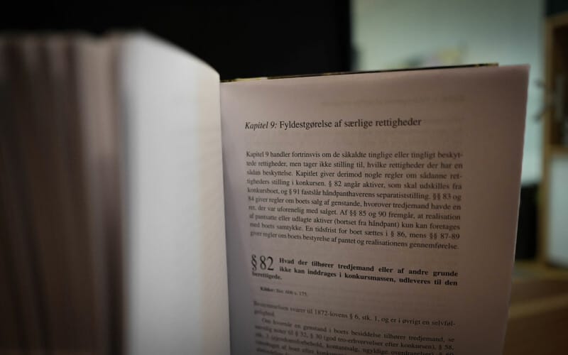 Fyldestgørelse af særlige rettigheder ved konkurs