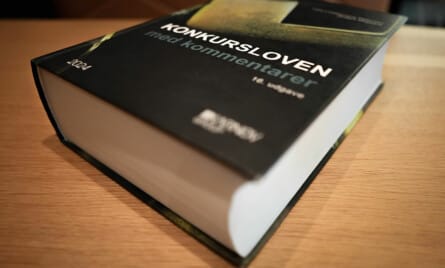 Valg og afs&aelig;ttelse af bostyre