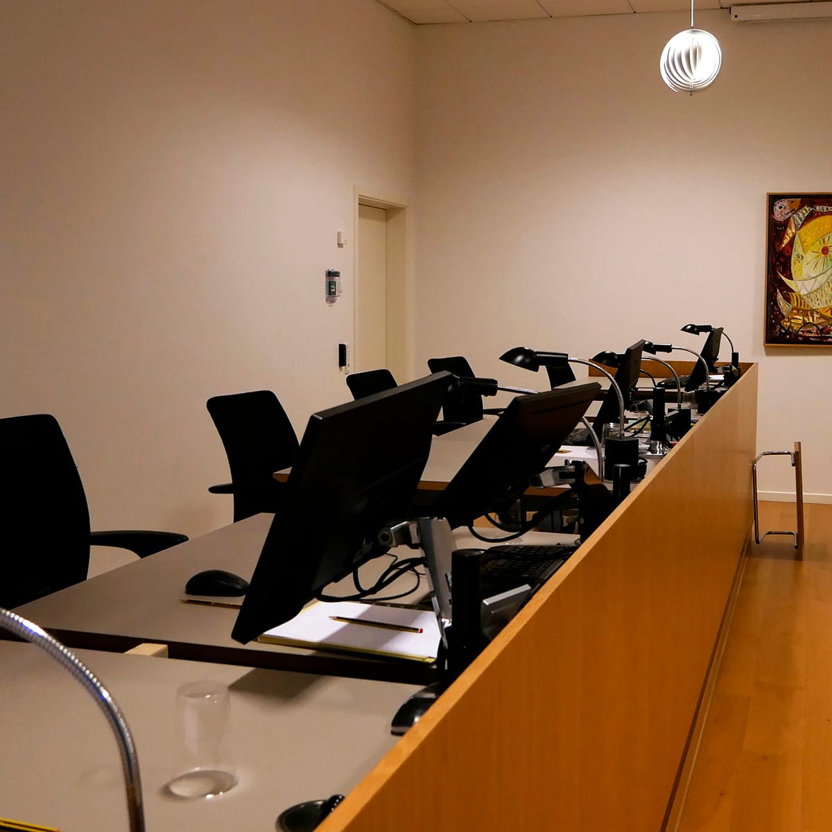 Klagenævnet for Udbud eller domstolene